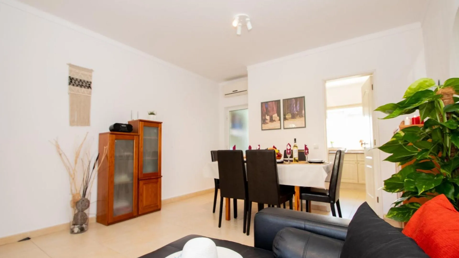 Stylish Oasis Park Apartment Portimao Portugal