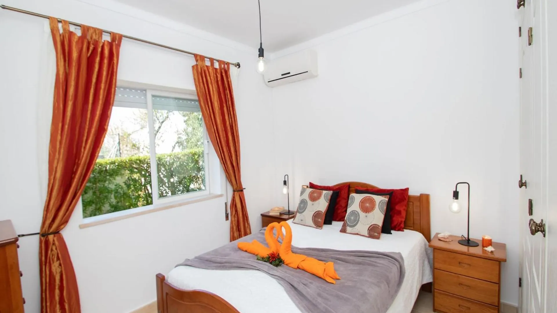 Stylish Oasis Park Apartment Portimao Portugal