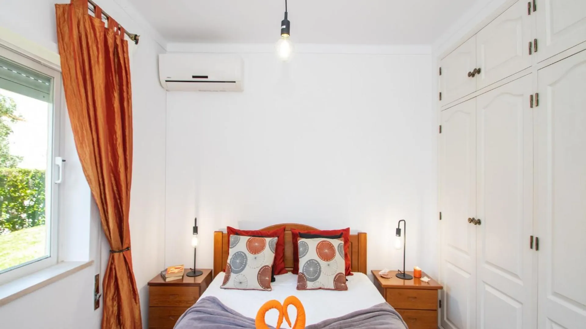 Stylish Oasis Park Apartment Portimao Portugal