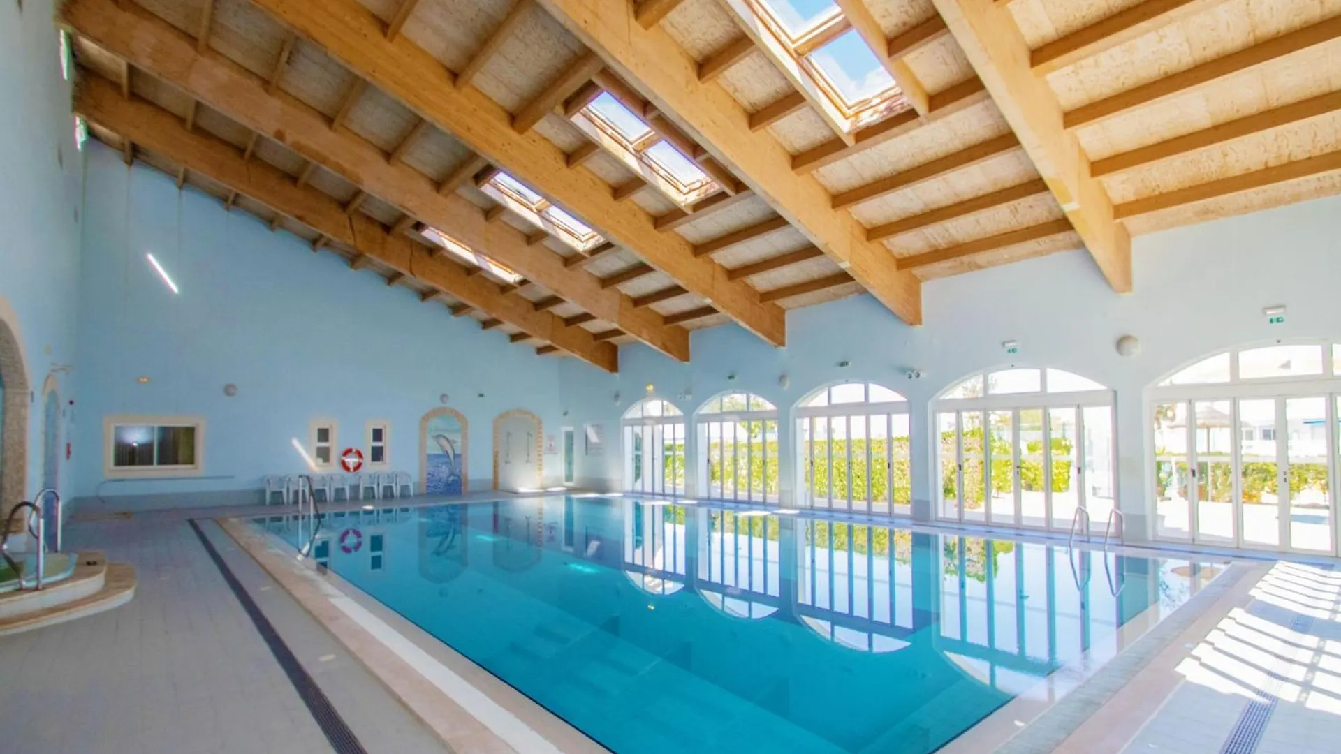 Stylish Oasis Park Apartment Portimao