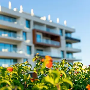  Apartment Shantivillas